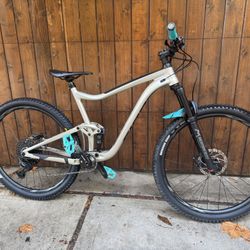 Giant Trance 3 Mountain Bike With Extra Wheel Set