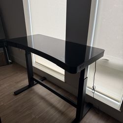 Tresanti Geller 47" Adjustable Height Desk Black