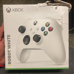 Xbox Robot White