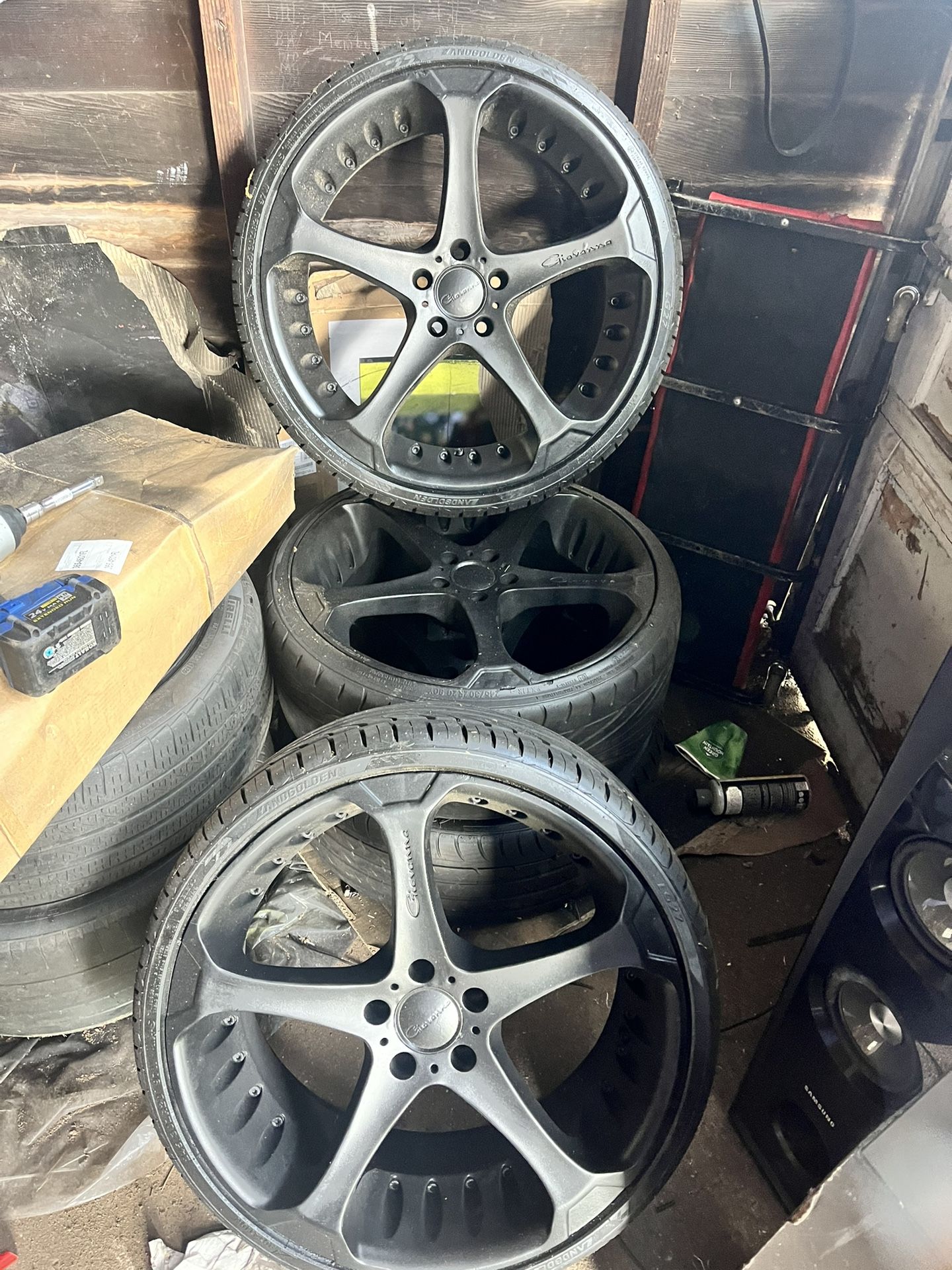 Throw Me A Price ….Benz Sports Package 2007 All AMG Parts In It 4Matic fully loaded