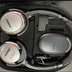 Bose Noise Cancelling Headphones - Quiet Comfort 