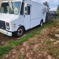 1997 Chevy P30 6.6l Diesel