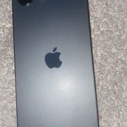 i phone 16 e black not the actual screen is broken its a screen protector 