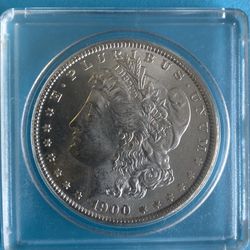 1900 Silver Morgan Dollar Uncertified But Amazingly Beautiful 