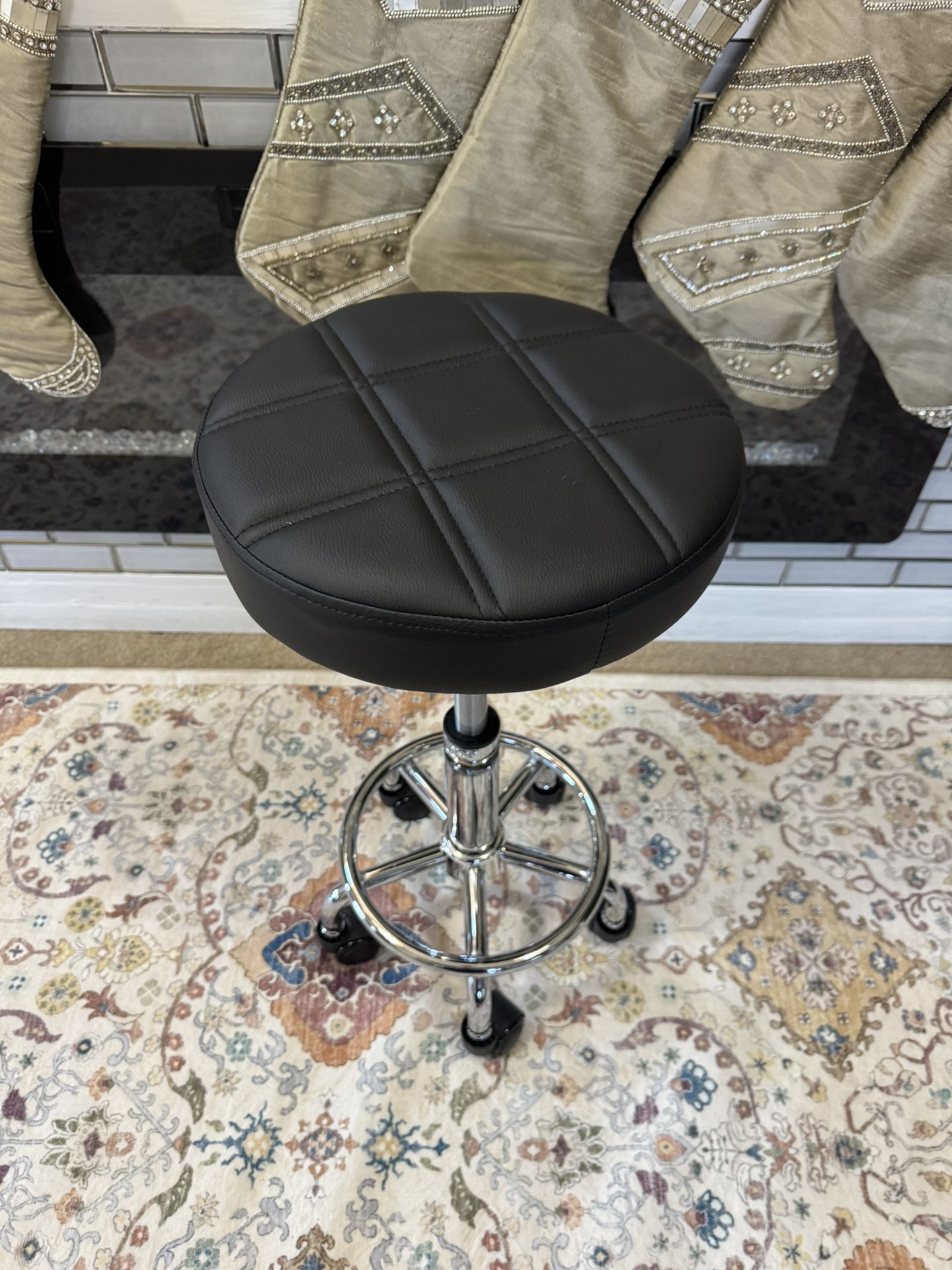 Black Round Stool, Adjustable Height