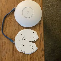 Ubiquitl U6-Pro Wi-Fi Adapter