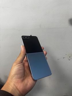Samsung flip 6 256 Gb unlocked new
