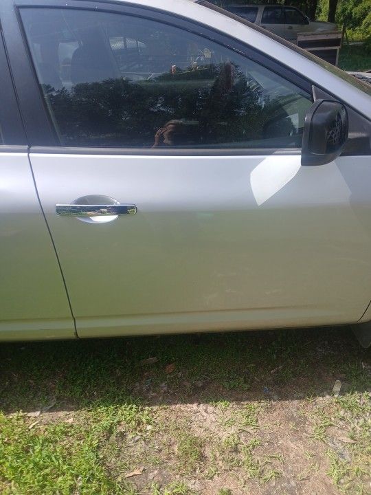 2010 Nissan Rouge Frame Is Broke
