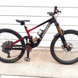 2022 Specialized Enduro SWorks S3 / Medium