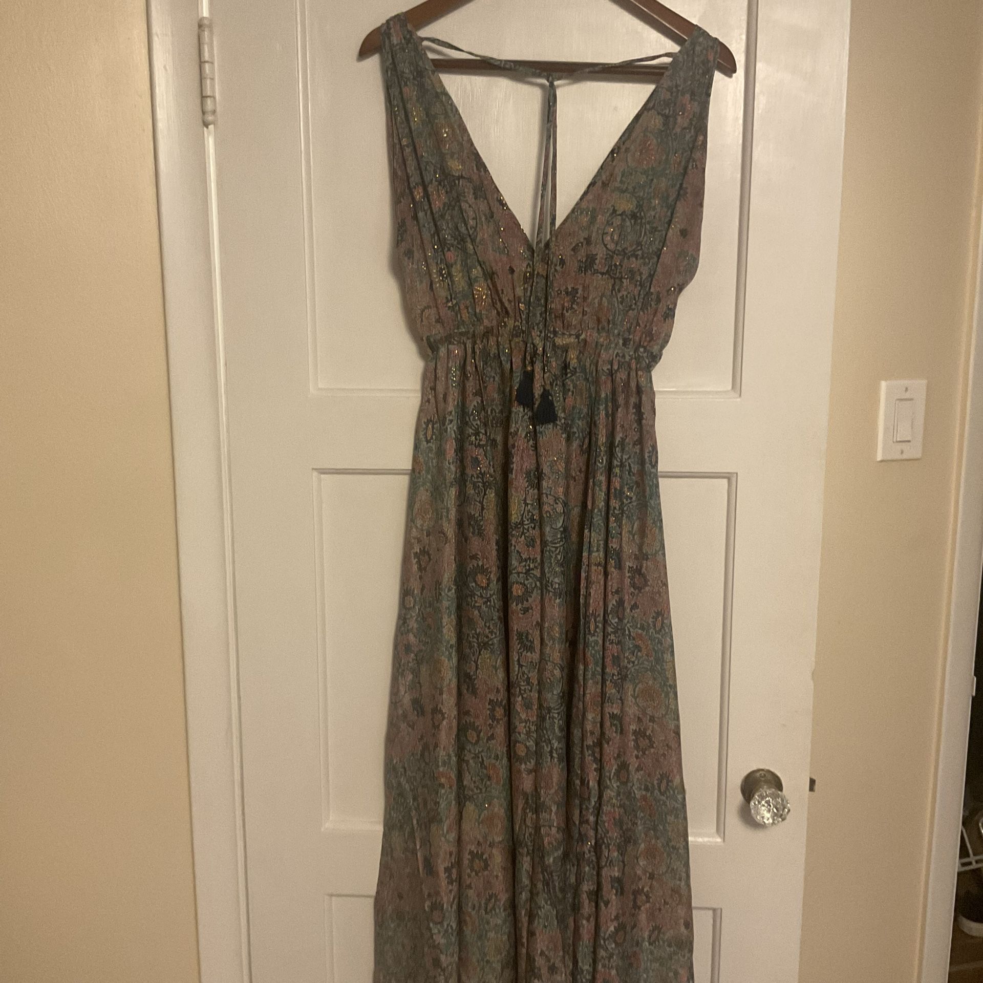 Fashion Fuse Multi Color Floral Print Sleeveless Maxi Dress Sz M Boho Deep V