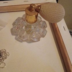 Vintage perfume aerator 