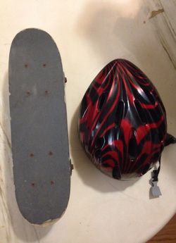 Mini skateboard with helmet