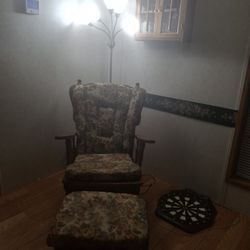 Glider With Hassock