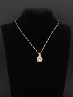 💎 Beautiful Gold Stainless Steel Cushion Halo Necklace ✨ Gold plated