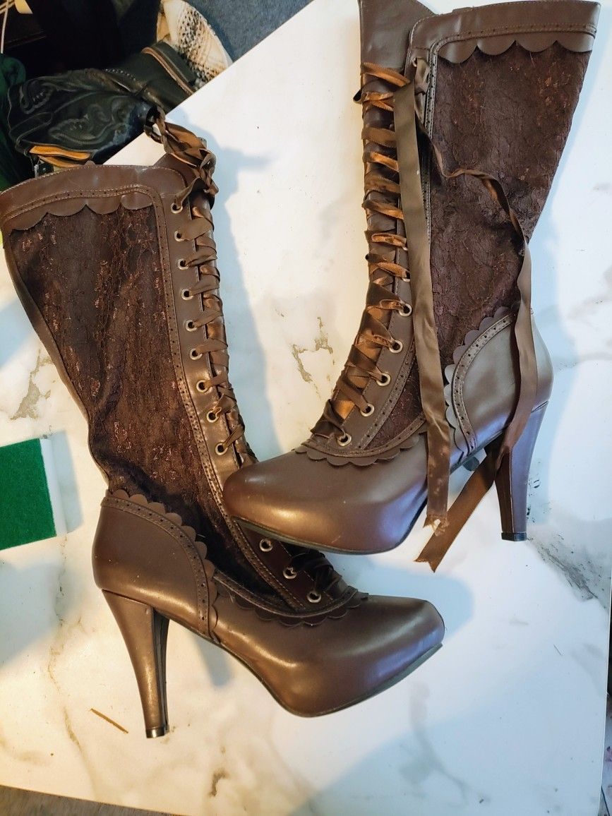 Ellie Boot Size 8