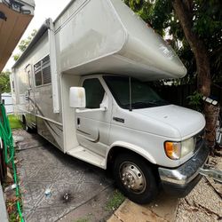 Se Vende Motor Home 
