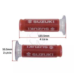 1 Pair - Red "Suzuki Logo” Grips