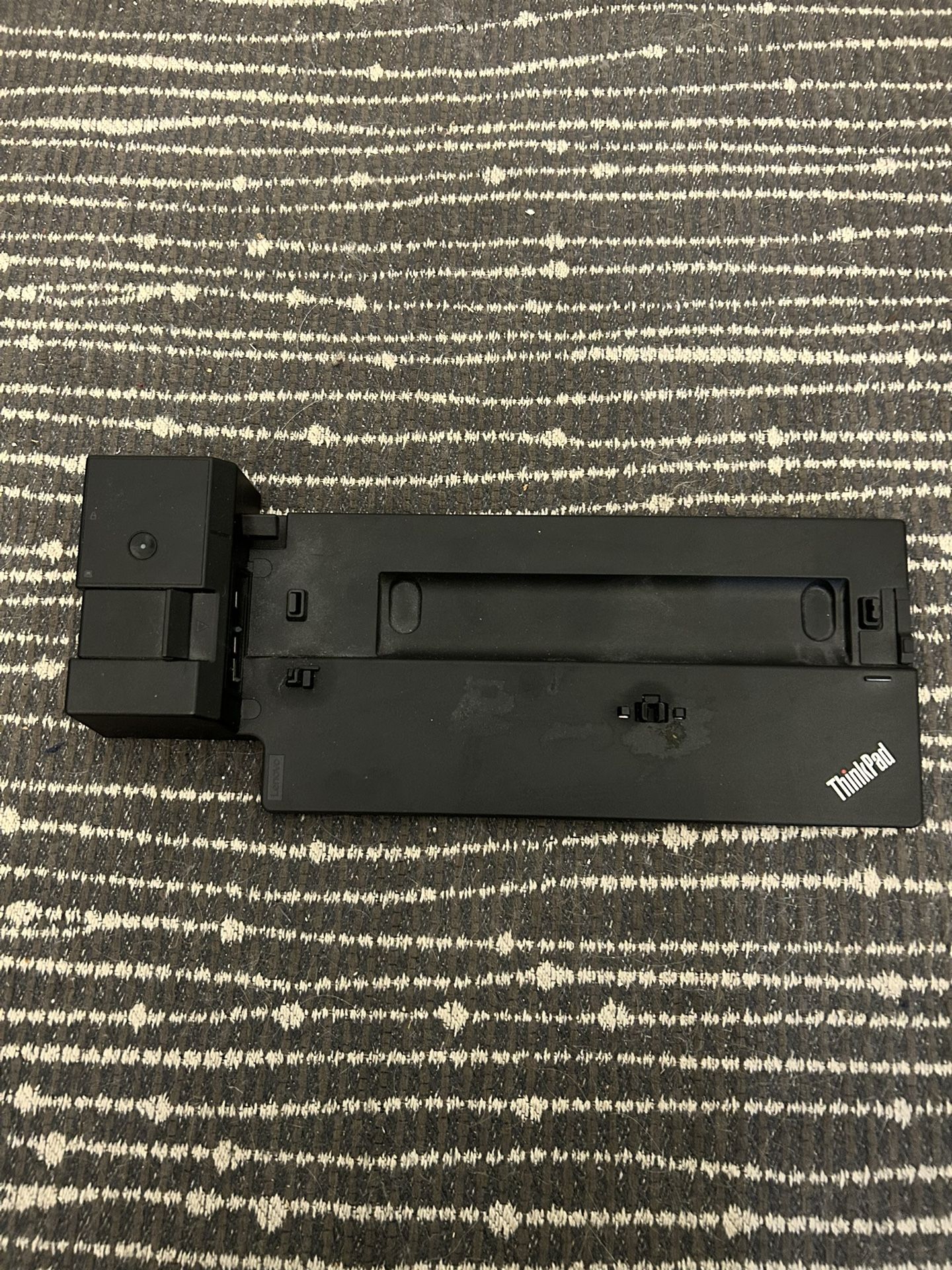 FREE - Lenovo Thinkpad Docking Station