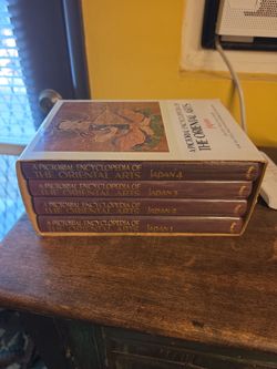 A pictorial encyclopedia of the Oriental Arts 1 -4
