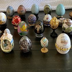 Decorative 25 Eggs Collection From Different Countries