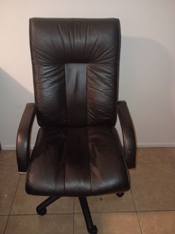 Free office chair-must go today