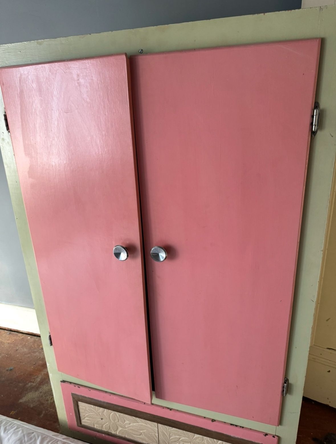 Armoire, Deep Shelves And Drawers