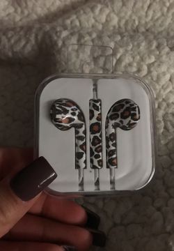 Brand new iPhone 6 headphones