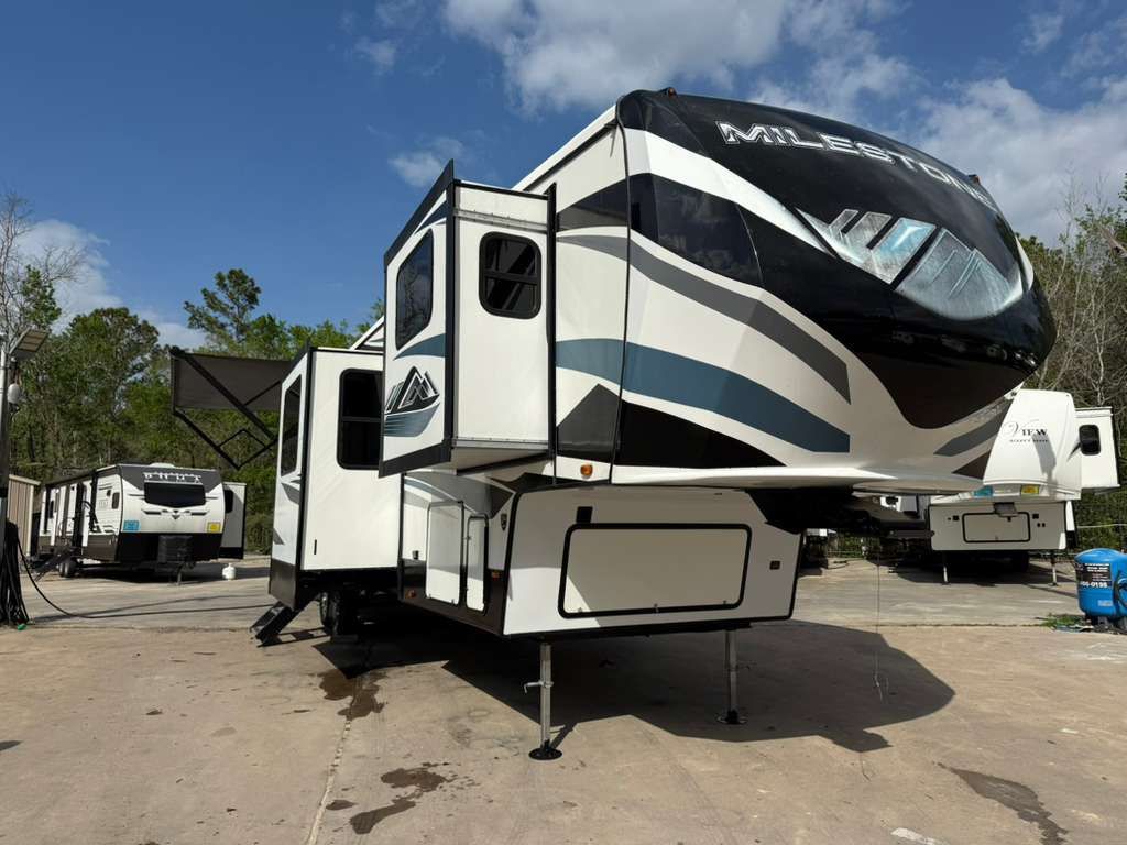 Milestone Rv 2022 2022 Heartland Milestone 370FLMB for Sale in Humble, TX - OfferUp