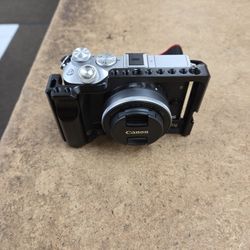 Canon EOS M6 Mirrorless Vloggin Camera