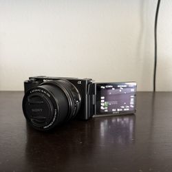 Sony ZV-E10