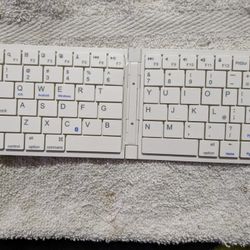 Foldable Mini Bluetooth Keyboard 