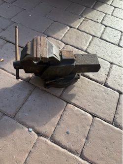 RAPID 100 BENCH VISE