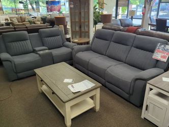 COUCH AND LOVESEAT SET RECLINING