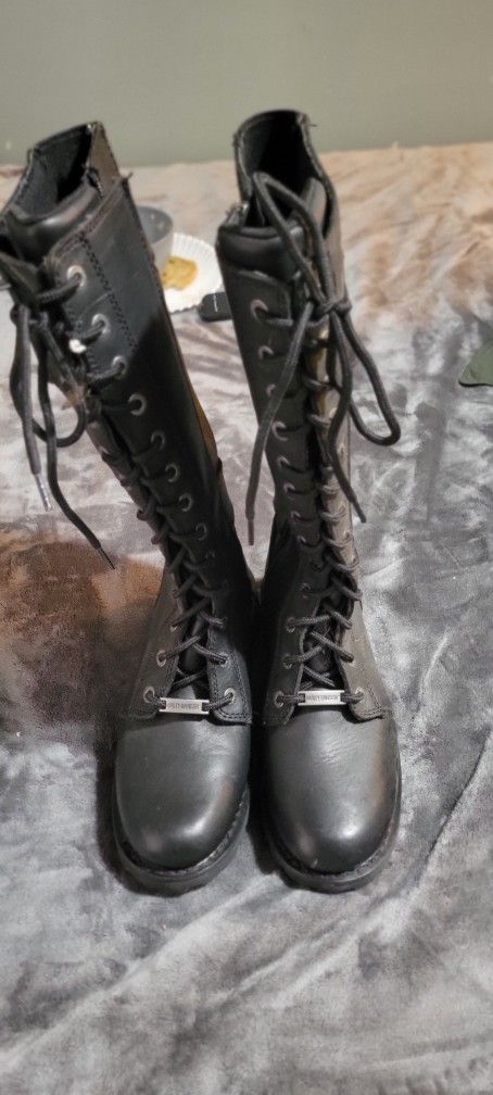 Brand New HARLEY DAVIDSON KNEE HIGH LEATHER BPOTS