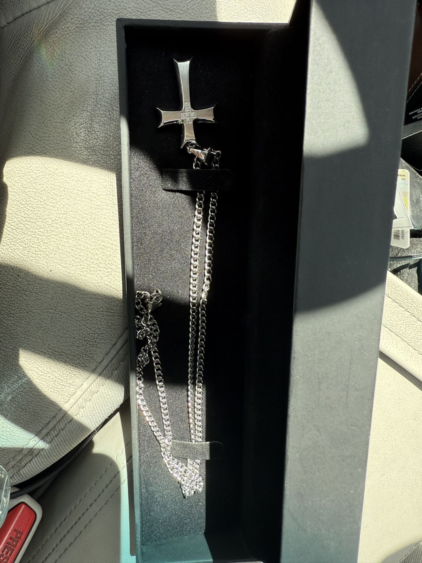 Men's Diamond Cross Necklace 1/20 ct tw Round-cut Stainless Steel 24"