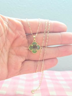 Clear Green Clover Necklace