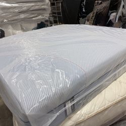 SALE 💥KING MATTRESS SEALY POSTUREPEDIC PLUS HYBRID MEDIUM 