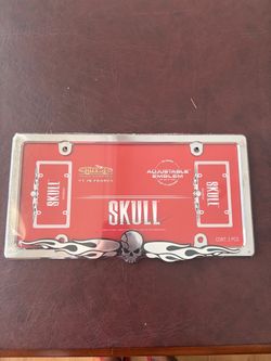 Cruiser Accessories Skull License Plate Frame