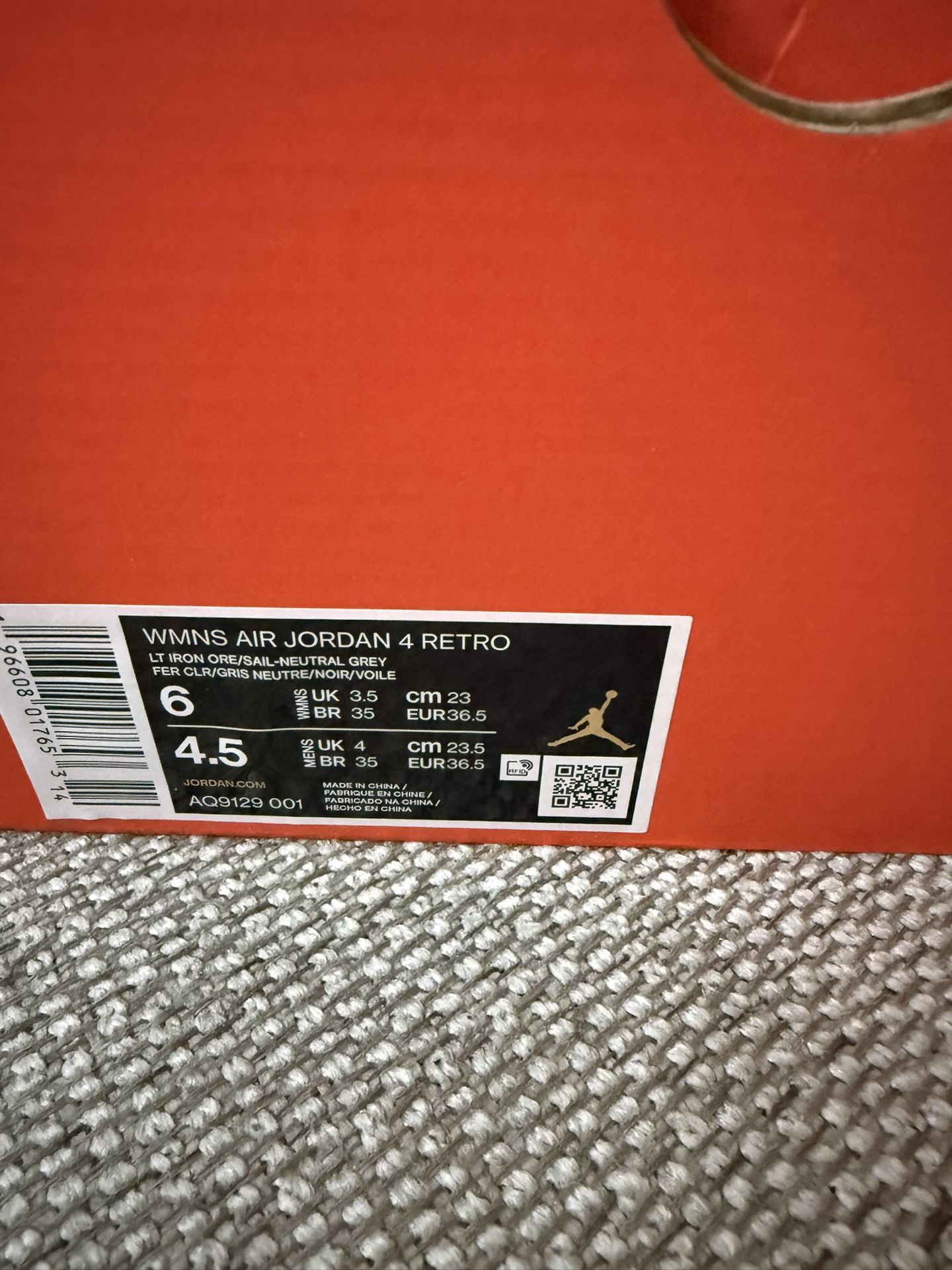 Jordan Retro 4 Neutral Grey