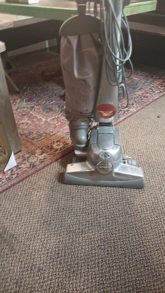 Kirby* Powerful Vac