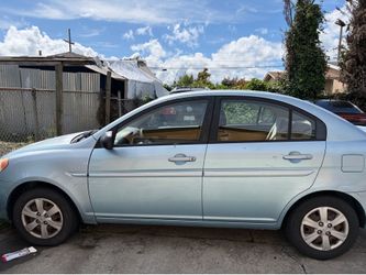 2010 Hyundai Accent