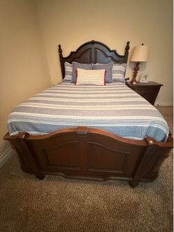 Queen Bed, Dresser, Mirror and Bedside Table