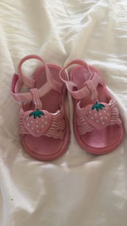 Mini Melissa size 8