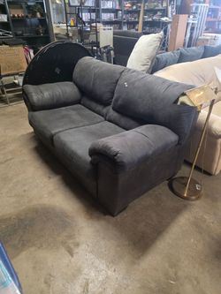 Pre-owned gray loveseat, comfy
