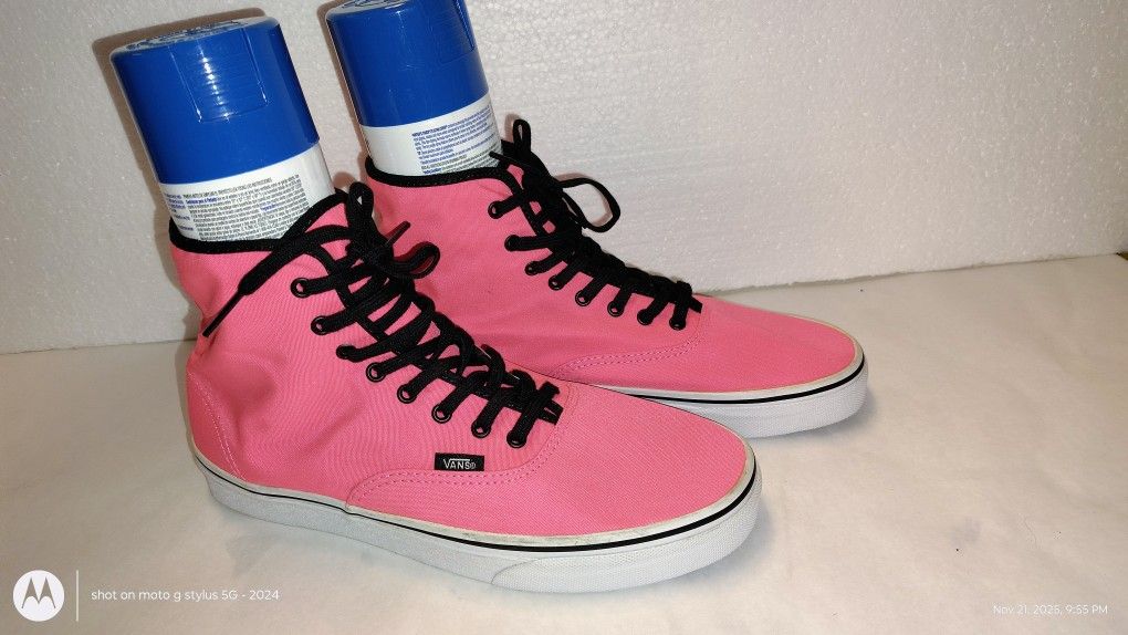 Vans Off The Wall Hot Pink High Top Skateboard Shoes Lace Up men's 9.5 