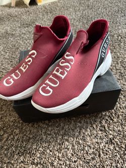 Guess shoe size 10
