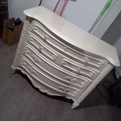 A Mint Condition Antique Dresser All Original