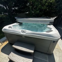 BullFrog Spas X7 For Sale