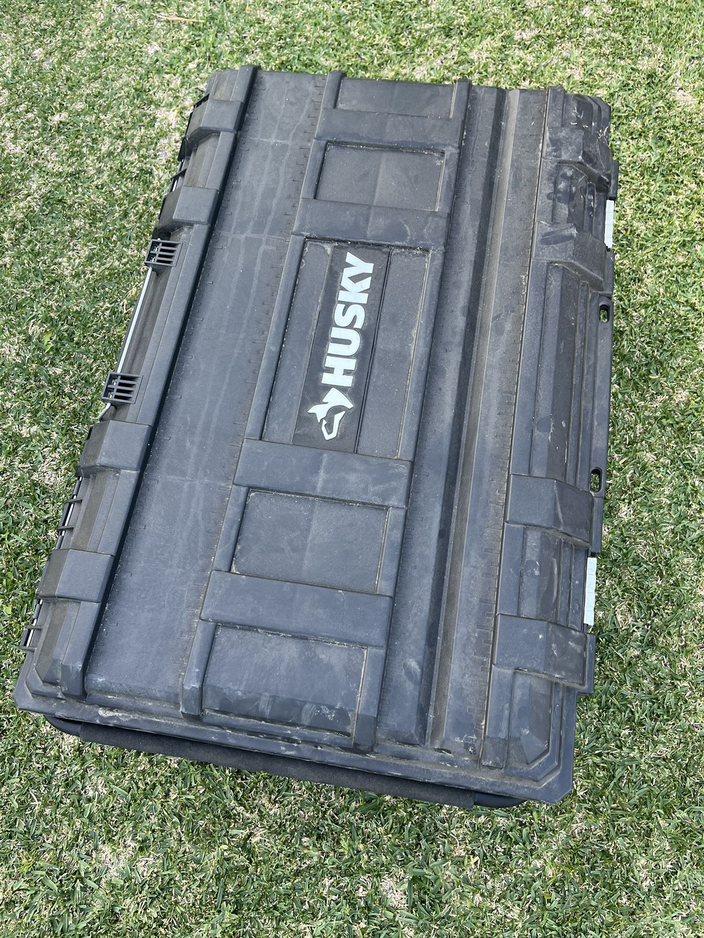 Husky Rolling Tool Box