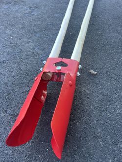 New  Wood Handle Post Hole Digger 